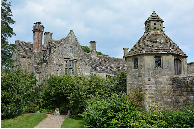 manor